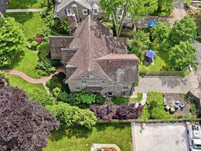 509 E Roumfort Road, Philadelphia PA 19119