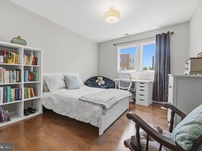 808 Carpenter Street C, Philadelphia PA 19147