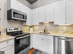 926 N 3rd Street 4C, Philadelphia PA 19123