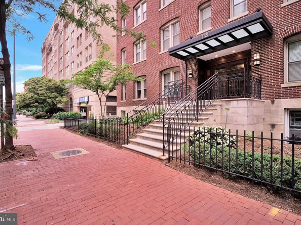 1121 24TH Street NW 310, Washington DC 20037