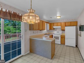 24 Pearl Drive, Doylestown PA 18901