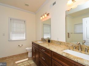 13113 Worthington Road, Philadelphia PA 19116