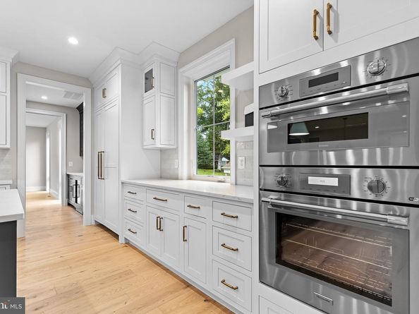 3505 Woodburn Road, Annandale VA 22003