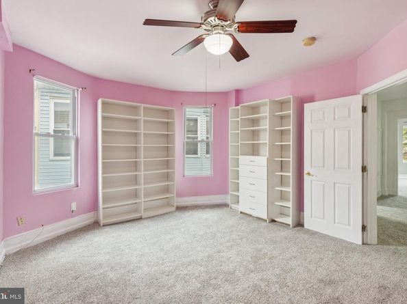 127 W Washington Lane, Philadelphia PA 19144