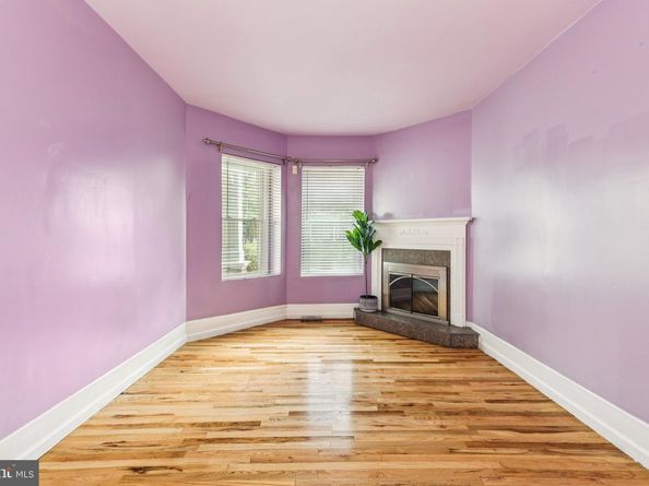 127 W Washington Lane, Philadelphia PA 19144
