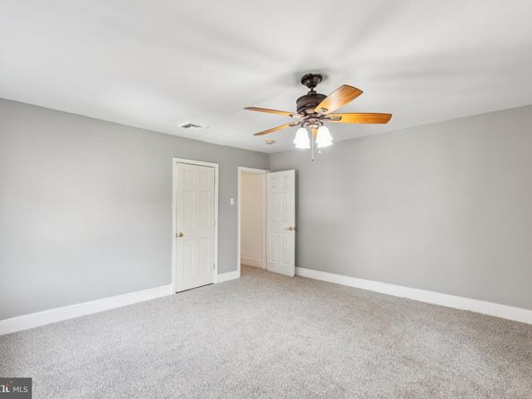 127 W Washington Lane, Philadelphia PA 19144