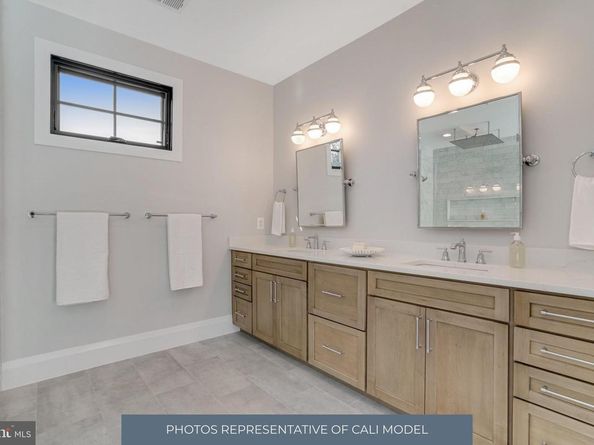 3815 N Abingdon Street, Arlington VA 22207