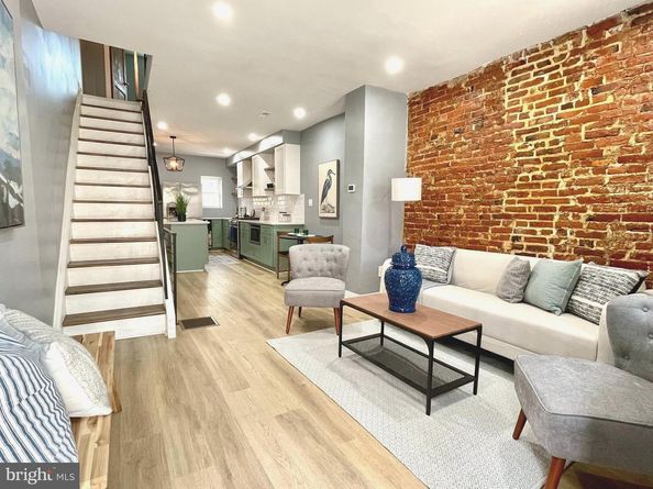 1754 Waterloo Street, Philadelphia PA 19122