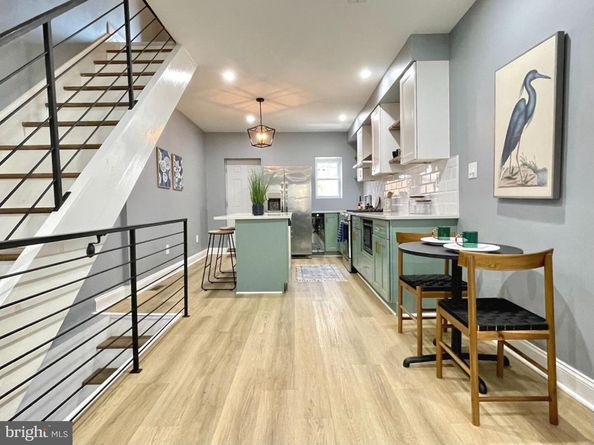 1754 Waterloo Street, Philadelphia PA 19122