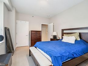 1425 Locust Street 5F, Philadelphia PA 19102