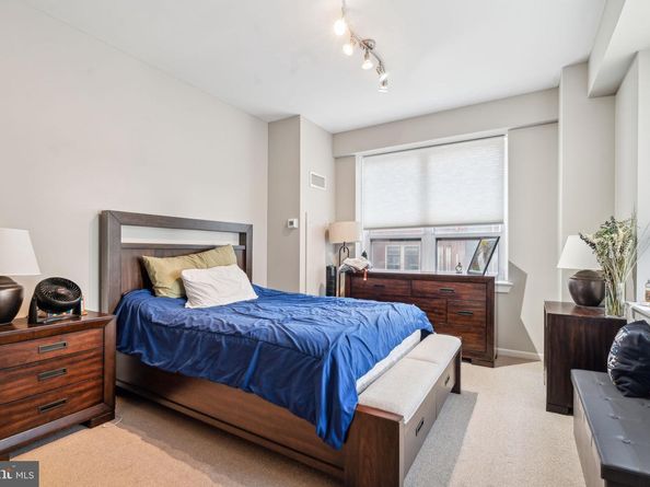 1425 Locust Street 5F, Philadelphia PA 19102