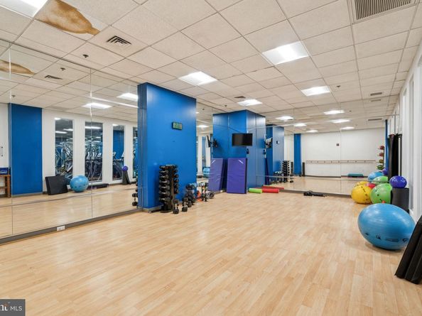 1425 Locust Street 5F, Philadelphia PA 19102