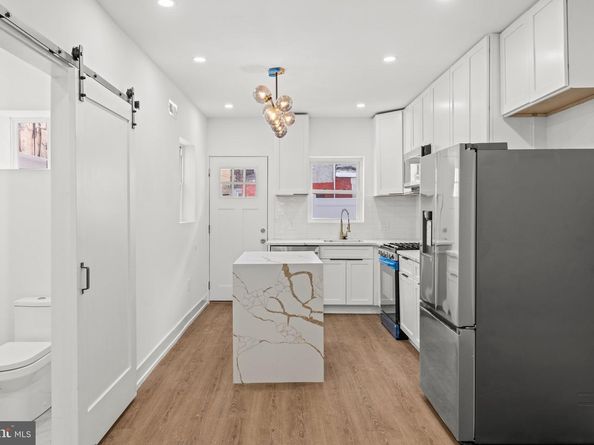2047 S Beechwood Street, Philadelphia PA 19145