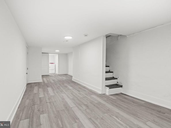 2047 S Beechwood Street, Philadelphia PA 19145