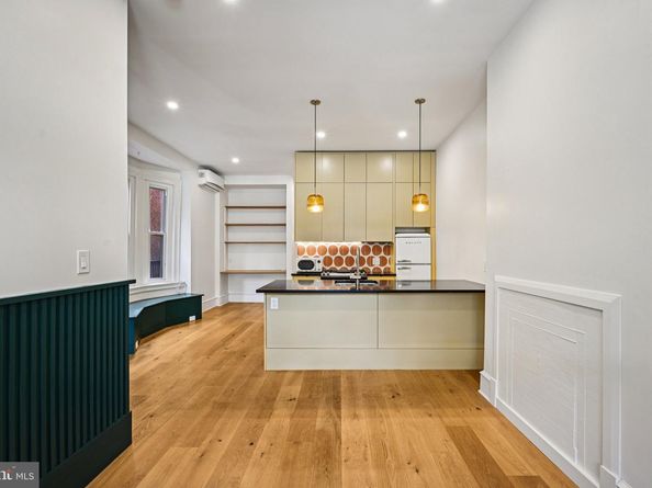 818 S 49TH Street, Philadelphia PA 19143
