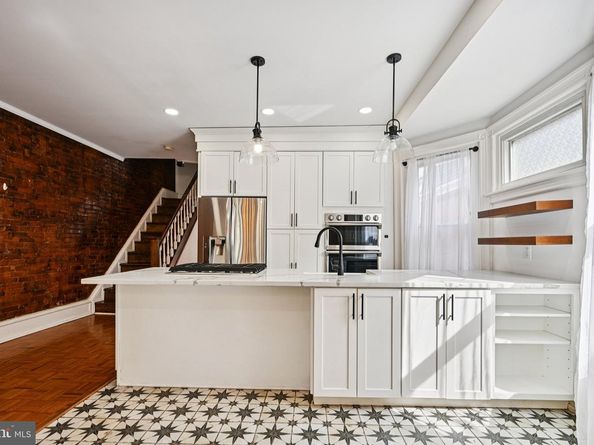 818 S 49TH Street, Philadelphia PA 19143