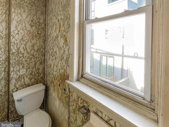 1255 S Ruby Street, Philadelphia PA 19143