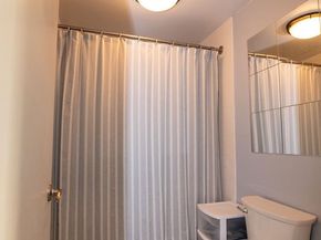 1100 Vine 1105, Philadelphia PA 19107