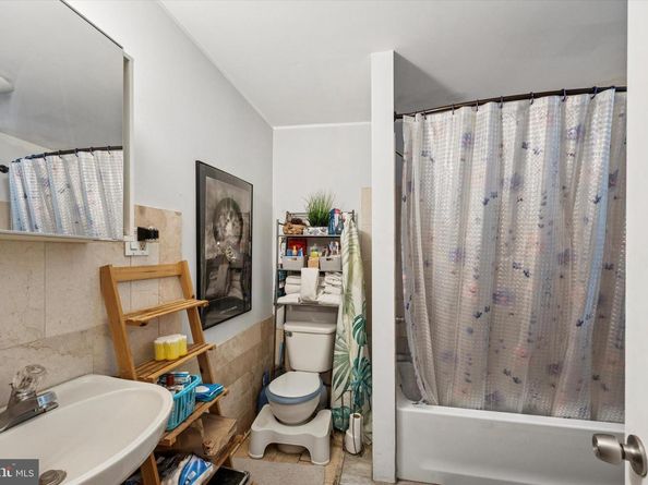 1353 Christian Street, Philadelphia PA 19147