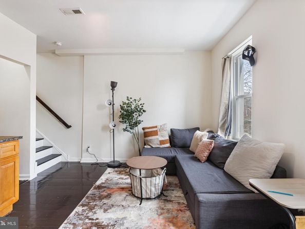 830 N Preston Street, Philadelphia PA 19104