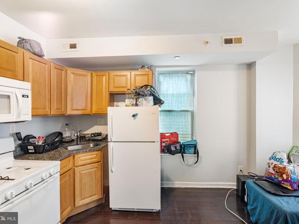 830 N Preston Street, Philadelphia PA 19104