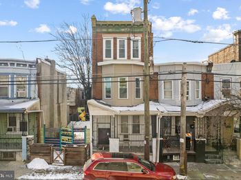 738 E Westmoreland Street