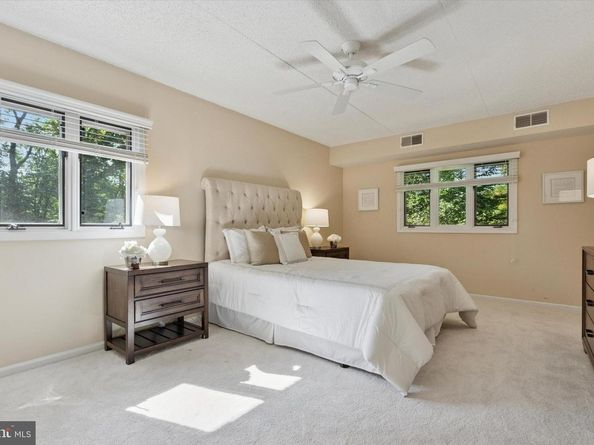 202 Summit Drive B, Bryn Mawr PA 19010