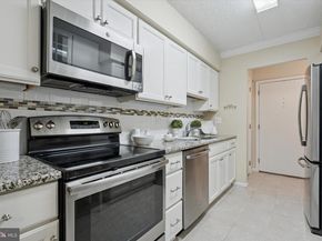 202 Summit Drive B, Bryn Mawr PA 19010