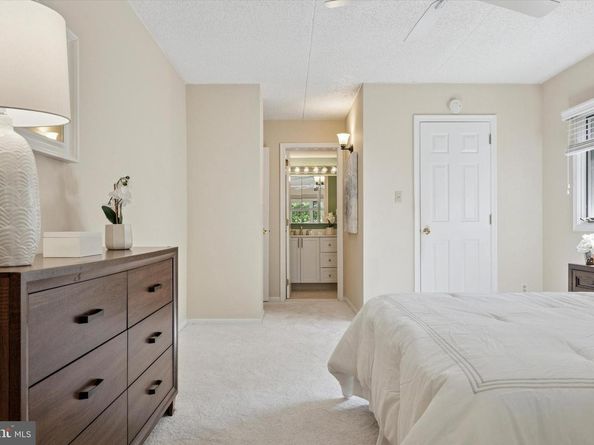202 Summit Drive B, Bryn Mawr PA 19010