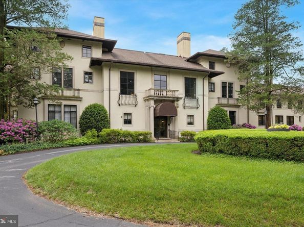 202 Summit Drive B, Bryn Mawr PA 19010
