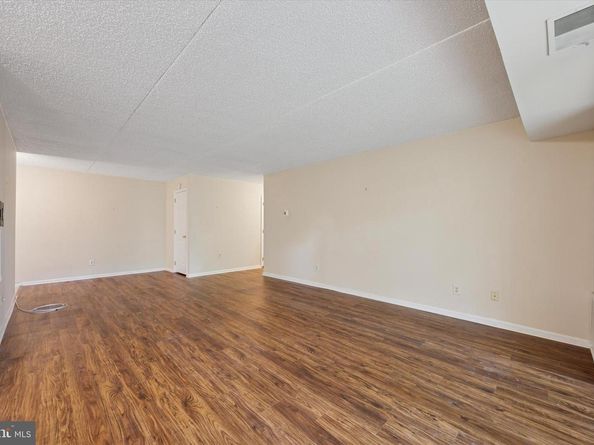 202 Summit Drive B, Bryn Mawr PA 19010