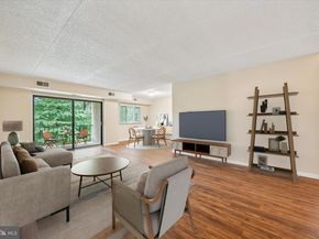 202 Summit Drive B, Bryn Mawr PA 19010