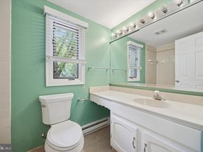 202 Summit Drive B, Bryn Mawr PA 19010