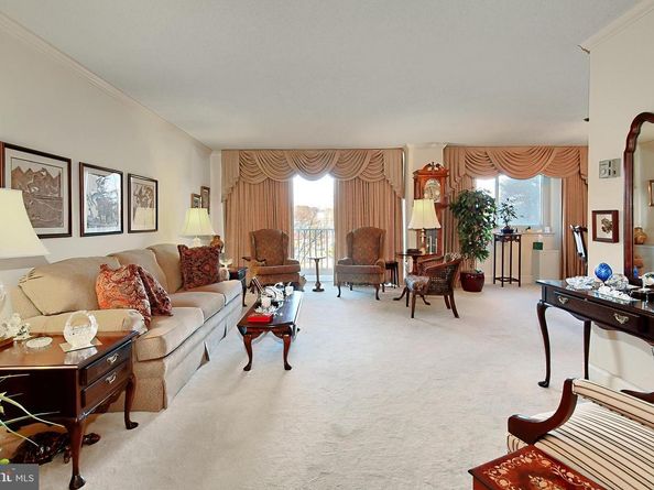 1225 Martha Custis Drive 319, Alexandria VA 22302