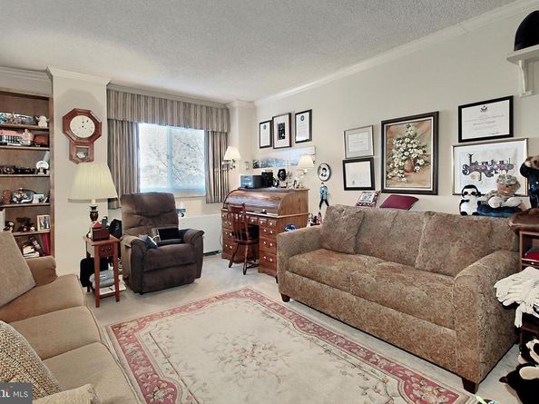 1225 Martha Custis Drive 319, Alexandria VA 22302
