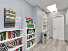 1225 Martha Custis Drive 319, Alexandria VA 22302