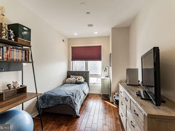 603 Poplar Street, Philadelphia PA 19123