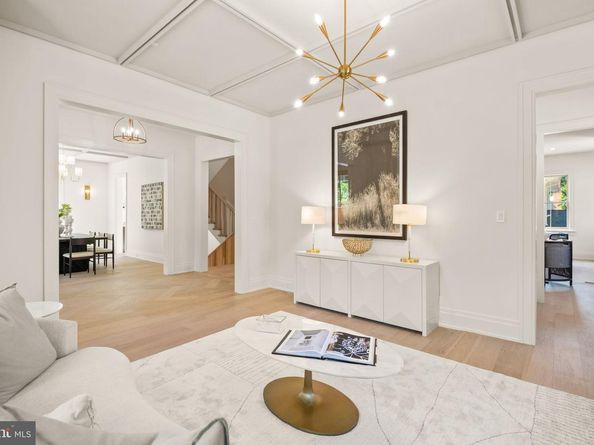 5022 Cathedral Avenue NW, Washington DC 20016