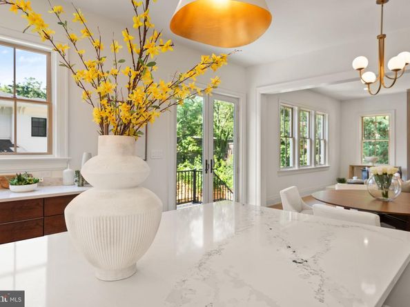 5022 Cathedral Avenue NW, Washington DC 20016