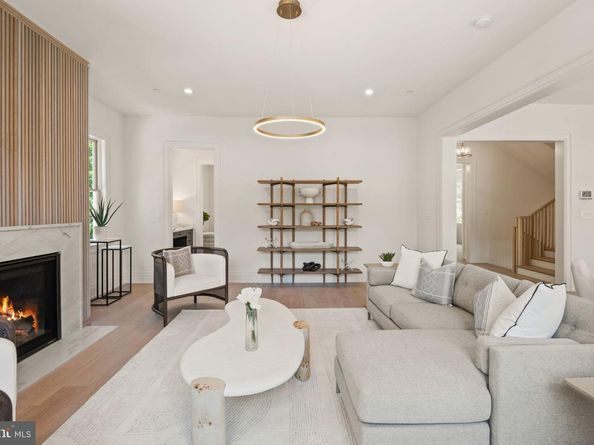 5022 Cathedral Avenue NW, Washington DC 20016