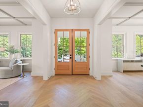 5022 Cathedral Avenue NW, Washington DC 20016