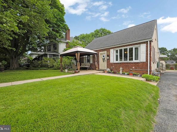 609 S Elmwood Avenue, Glenolden PA 19036