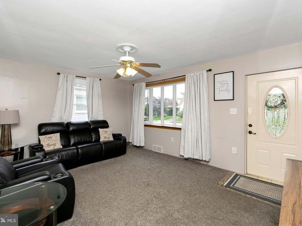 609 S Elmwood Avenue, Glenolden PA 19036
