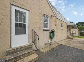 609 S Elmwood Avenue, Glenolden PA 19036