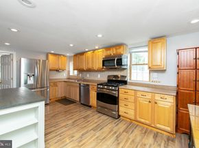 609 S Elmwood Avenue, Glenolden PA 19036