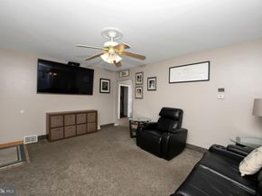 609 S Elmwood Avenue, Glenolden PA 19036