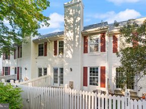 2905 S Woodstock Street C, Arlington VA 22206