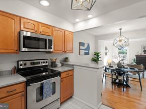 2905 S Woodstock Street C, Arlington VA 22206