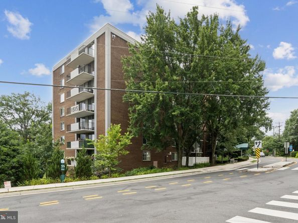 1515 S Arlington Ridge Road 603, Arlington VA 22202