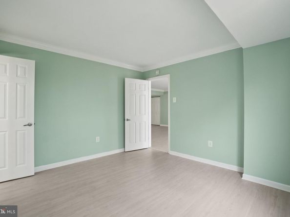 1515 S Arlington Ridge Road 603, Arlington VA 22202
